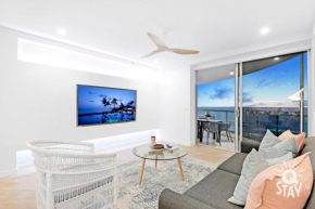 Chevron Renaissance – 3 Bedroom Stylish Superior Unit — Q Stay